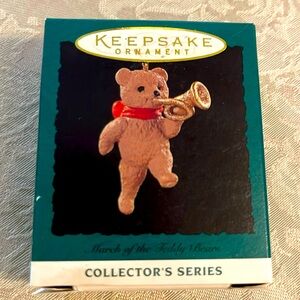 Hallmark Ornament March of the Teddy Bears